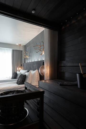 Фото номера Двухместный номер Делюкс «Мистик» с 1 кроватью и сауной Отель Lapland Hotels Bulevardi г. Хельсинки 3