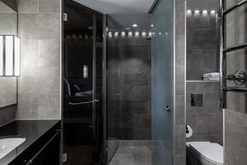 Фото номера Номер Делюкс «Мистик» с балконом Отель Lapland Hotels Bulevardi г. Хельсинки 4