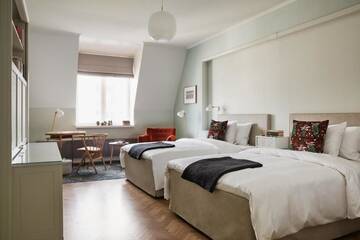 Фото номера Двухместный номер Companion с 2 отдельными кроватями Отель Hotel St. George Helsinki г. Хельсинки 5