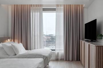 Фото номера Стандартный двухместный номер с 2 отдельными кроватями Отель Original Sokos Hotel Tripla Helsinki г. Хельсинки 15