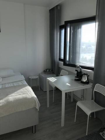 Фото номера Семейный номер Хостелы Inn Tourist Hotel &amp; Hostel г. Хельсинки 3