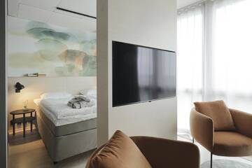 Фото номера Трехместный номер Делюкс Отель VALO Hotel Helsinki г. Хельсинки 3