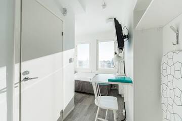 Фото номера Стандартный одноместный номер Апарт-отели Forenom Aparthotel Helsinki Kamppi - contactless check-in г. Хельсинки 2