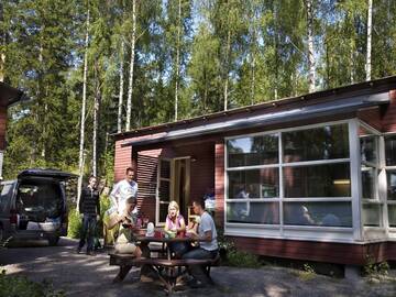 Фото номера Коттедж с 2 спальнями Кемпинги Rastila Camping Helsinki г. Хельсинки 2