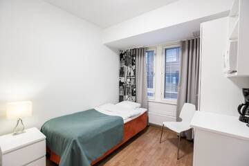 Фото номера Стандартный одноместный номер Апарт-отели Forenom Aparthotel Helsinki Herttoniemi г. Хельсинки 3