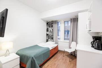 Фото номера Стандартный одноместный номер Апарт-отели Forenom Aparthotel Helsinki Herttoniemi г. Хельсинки 7