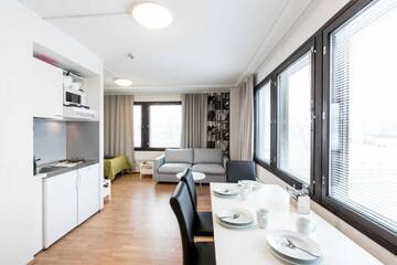 Фото номера Четырехместный номер Апарт-отели Forenom Aparthotel Helsinki Herttoniemi г. Хельсинки 8