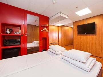 Фото номера Двухместный номер с 1 кроватью Отель Omena Hotel Helsinki City Centre г. Хельсинки 3