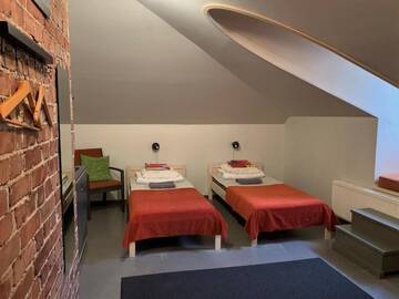 Фото номера Трехместный номер с общей ванной комнатой Хостелы Hostel Suomenlinna г. Хельсинки 4