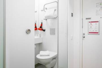 Фото номера Одноместный номер Отель Omena Hotel Helsinki Lönnrotinkatu г. Хельсинки 8