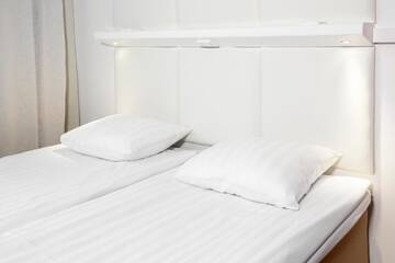 Фото номера Семейный номер Отель Omena Hotel Helsinki Lönnrotinkatu г. Хельсинки 7