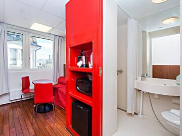 Фото номера Одноместный номер Отель Omena Hotel Helsinki Lönnrotinkatu г. Хельсинки 7