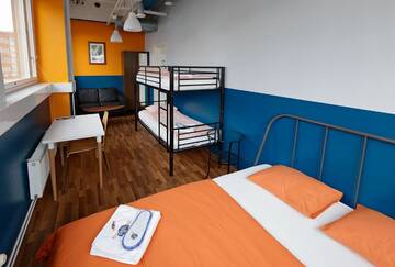 Фото номера Семейный номер с общей ванной комнатой Хостелы CheapSleep Hostel Helsinki г. Хельсинки 2