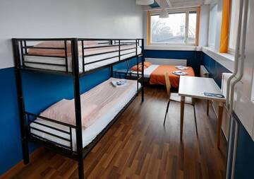 Фото номера Семейный номер с общей ванной комнатой Хостелы CheapSleep Hostel Helsinki г. Хельсинки 4
