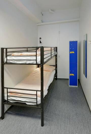 Фото номера Кровать в общем женском номере с 18 кроватями Хостелы CheapSleep Hostel Helsinki г. Хельсинки 5