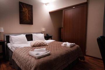 Фото номера Номер с кроватью размера «queen-size» Отель Hotel Midpoint Helsinki г. Хельсинки 6