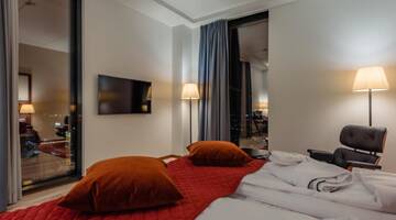Фото номера Номер Делюкс с кроватью размера «king-size» Отель Clarion Hotel Helsinki г. Хельсинки 5