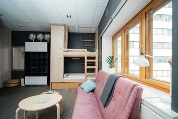 Фото номера Кровать в общем 6-местном номере для женщин Хостелы The Yard Hostel г. Хельсинки 2