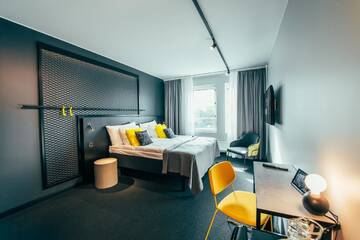 Фото номера Стандартный номер Отель The Folks Hotel Konepaja г. Хельсинки 4