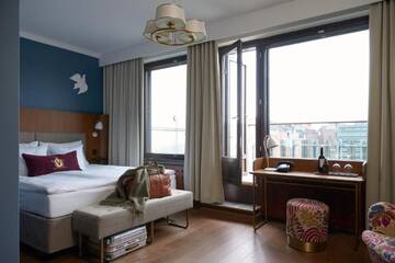 Фото номера Двухместный номер с 1 кроватью Отель Original Sokos Hotel Vaakuna Helsinki г. Хельсинки 2