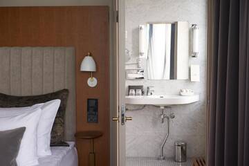 Фото номера Люкс Отель Original Sokos Hotel Vaakuna Helsinki г. Хельсинки 3