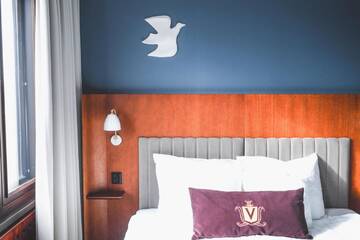 Фото номера Двухместный номер с 1 кроватью Отель Original Sokos Hotel Vaakuna Helsinki г. Хельсинки 2