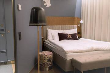Фото номера Двухместный номер с 1 кроватью Отель Original Sokos Hotel Vaakuna Helsinki г. Хельсинки 3