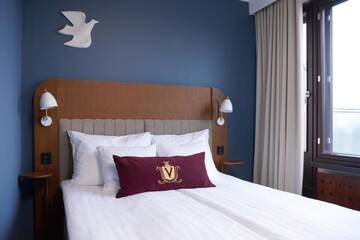 Фото номера Двухместный номер с 1 кроватью Отель Original Sokos Hotel Vaakuna Helsinki г. Хельсинки 4