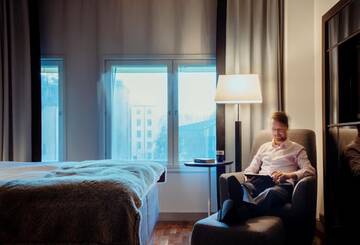 Фото номера Двухместный номер «Комфорт» GLO с 1 кроватью Отель GLO Hotel Art г. Хельсинки 18