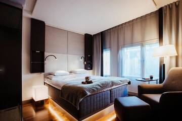 Фото номера Двухместный номер «Комфорт» GLO с 1 кроватью Отель GLO Hotel Art г. Хельсинки 19