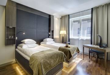 Фото номера Двухместный номер «Комфорт» GLO с 2 отдельными кроватями Отель GLO Hotel Art г. Хельсинки 2