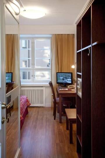 Фото номера Стандартный одноместный номер Отель Hotel Anna г. Хельсинки 3