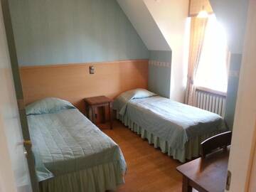 Фото номера Стандартный четырехместный номер Отель Hotel Anna г. Хельсинки 5