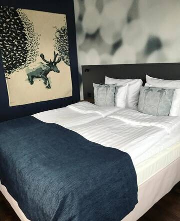 Фото номера Двухместный номер с 1 кроватью Отель Original Sokos Hotel Presidentti Helsinki г. Хельсинки 5