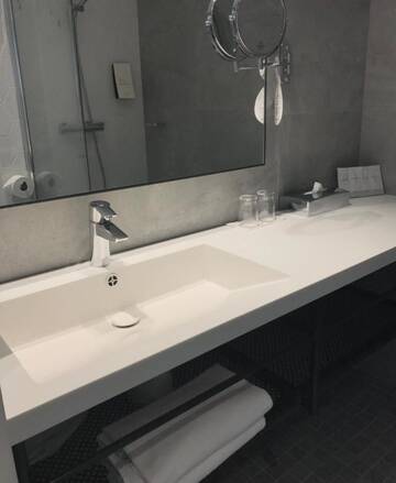 Фото номера Двухместный номер с 1 кроватью Отель Original Sokos Hotel Presidentti Helsinki г. Хельсинки 3