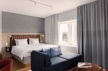 Фото номера Улучшенный номер Отель Radisson Blu Seaside Hotel, Helsinki г. Хельсинки 4