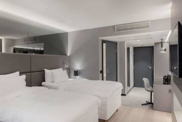 Фото номера Стандартный номер Отель Radisson Blu Royal Hotel, Helsinki г. Хельсинки 2