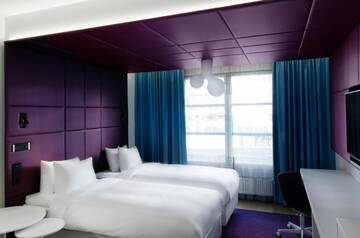 Фото номера Стандартный номер Отель Radisson Blu Plaza Hotel, Helsinki г. Хельсинки 3