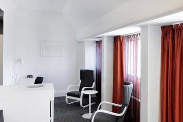 Фото номера Полулюкс с правом посещения лаунджа Отель Radisson Blu Plaza Hotel, Helsinki г. Хельсинки 5
