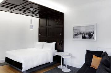 Фото номера Полулюкс с правом посещения лаунджа Отель Radisson Blu Plaza Hotel, Helsinki г. Хельсинки 3