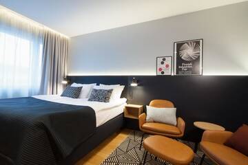Фото номера Люкс с 1 спальней Отель Holiday Inn Helsinki - Expo г. Хельсинки 3