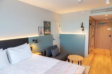 Фото номера Стандартный номер Отель Holiday Inn Helsinki - Expo г. Хельсинки 9