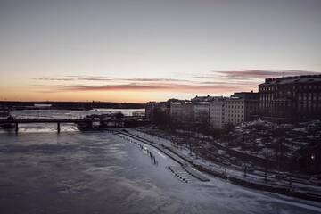 Фото номера Двухместный номер &quot;Плюс&quot; с 2 отдельными кроватями Отель Hilton Helsinki Strand г. Хельсинки 2