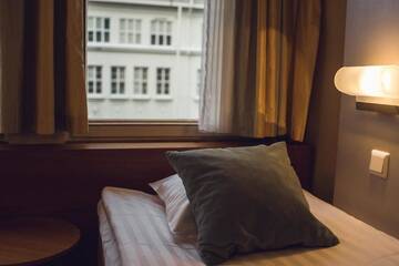 Фото номера Стандартный двухместный номер с 2 отдельными кроватями Отель Hotel Arthur г. Хельсинки 6