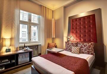 Фото номера Двухместный номер «Passion» с 1 кроватью Отель Hotel Klaus K г. Хельсинки 7